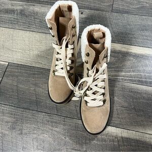 Mi.iM Cream Lace-Up Ankle Boots